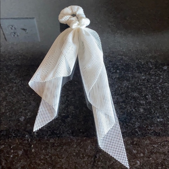 Hair Ribbons - Picture 4 of 4